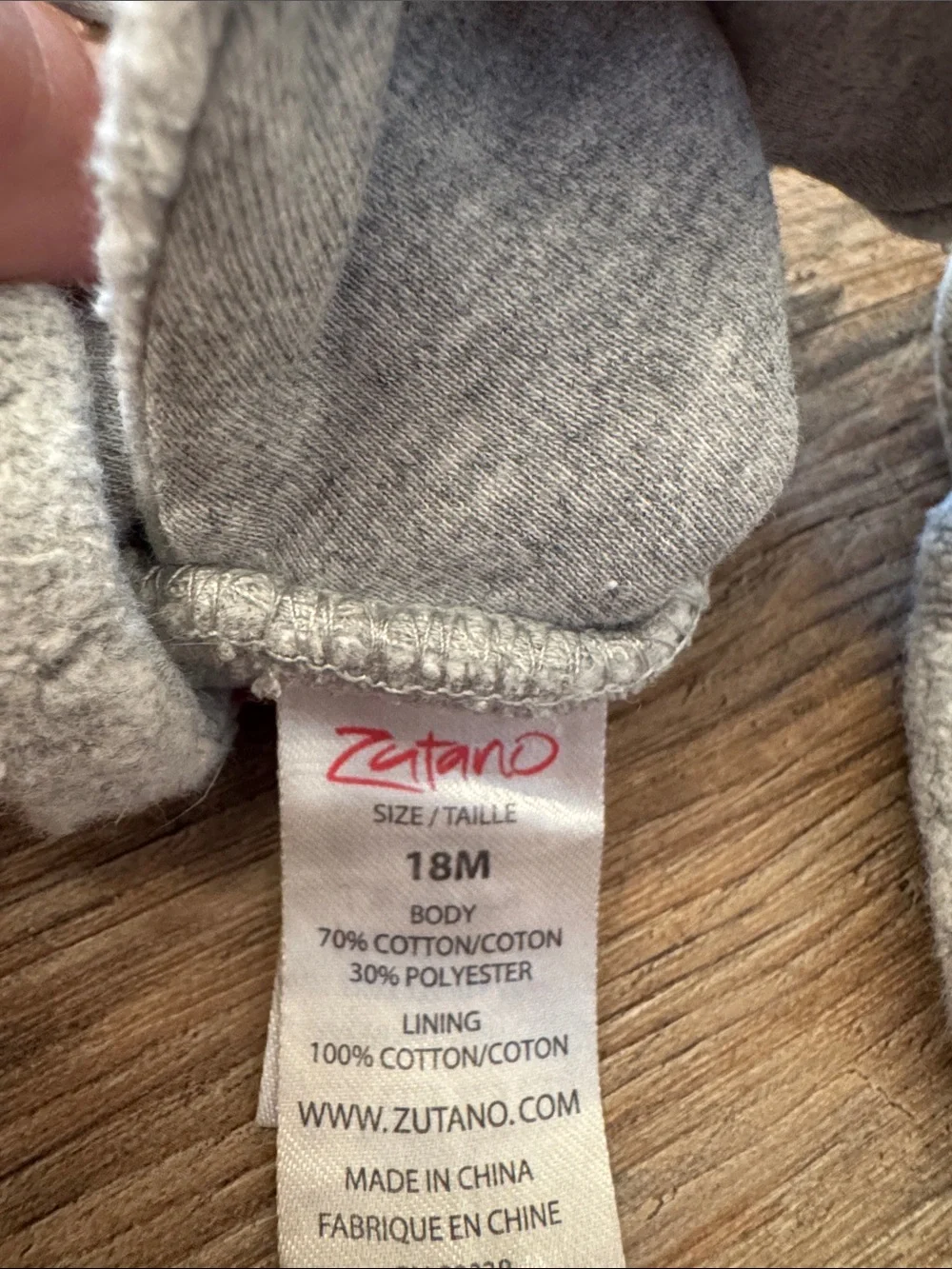 Zutano Cream Sherpa Baby Booties with Red Pull Tab